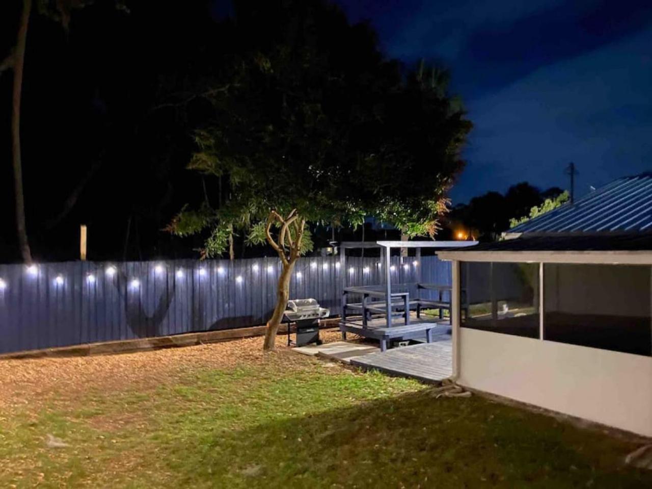 3 Bedroom 2 Bath With Hot Tub, Game Room And Boat Slip Crystal River Exterior photo
