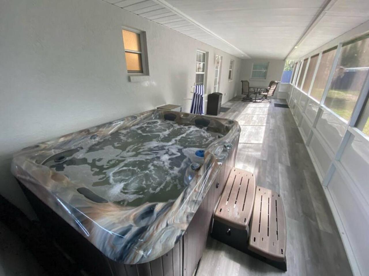 3 Bedroom 2 Bath With Hot Tub, Game Room And Boat Slip Crystal River Exterior photo