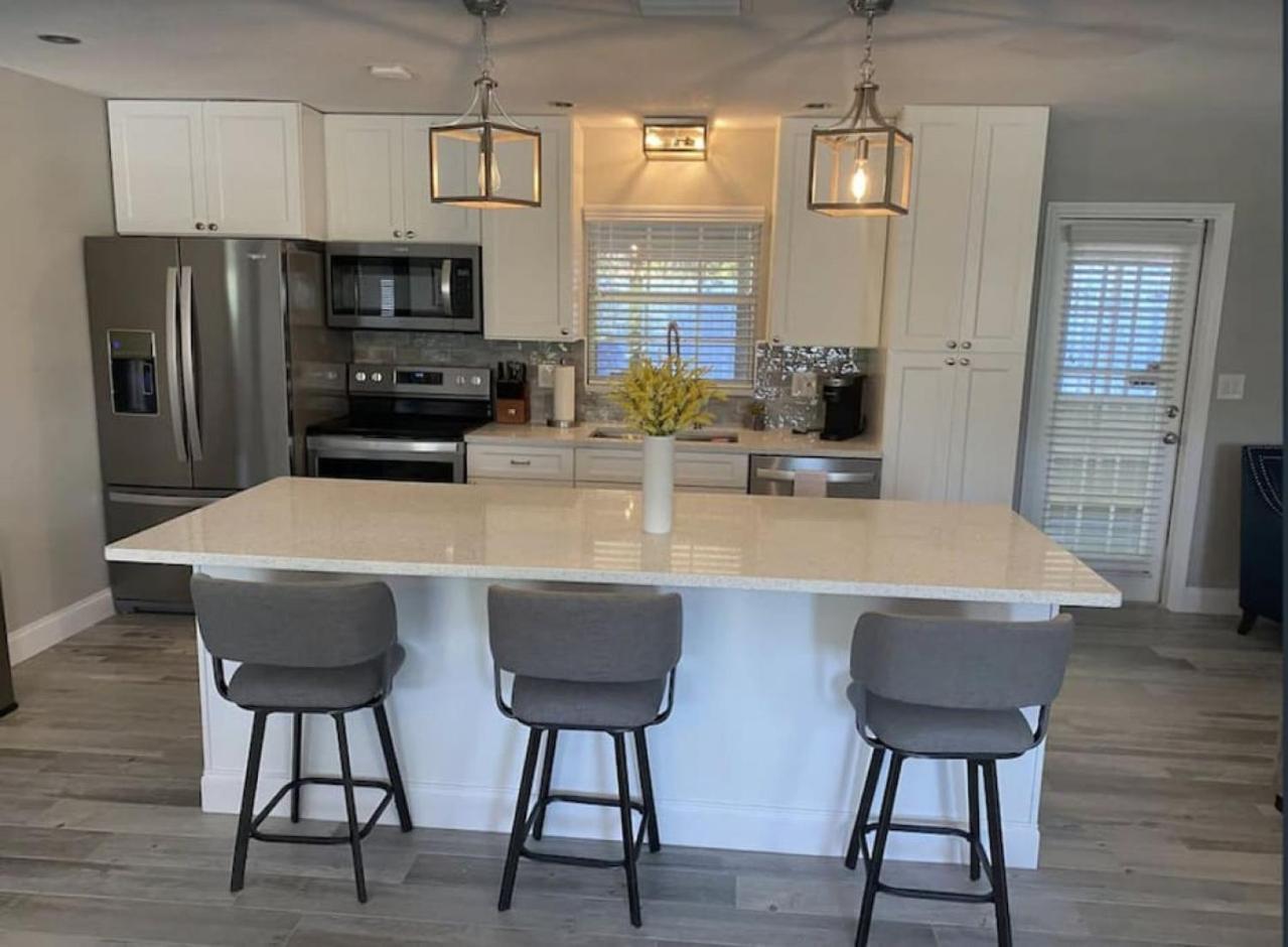 3 Bedroom 2 Bath With Hot Tub, Game Room And Boat Slip Crystal River Exterior photo